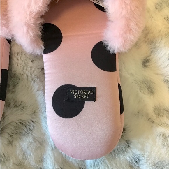 VICTORIA’S SECRET Slippers - Picture 4 of 4